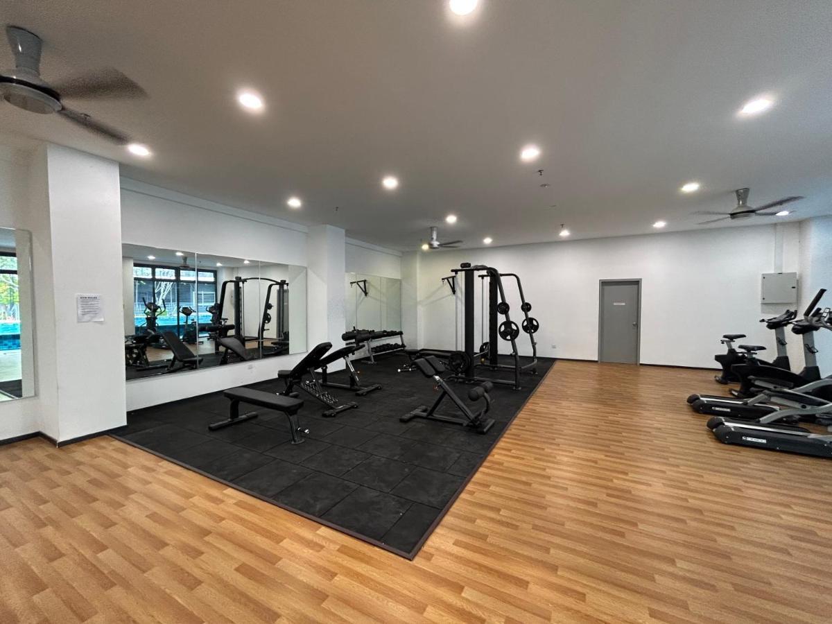 Klia Transit & Connected To Kip Mall At Casa 10 Apartment